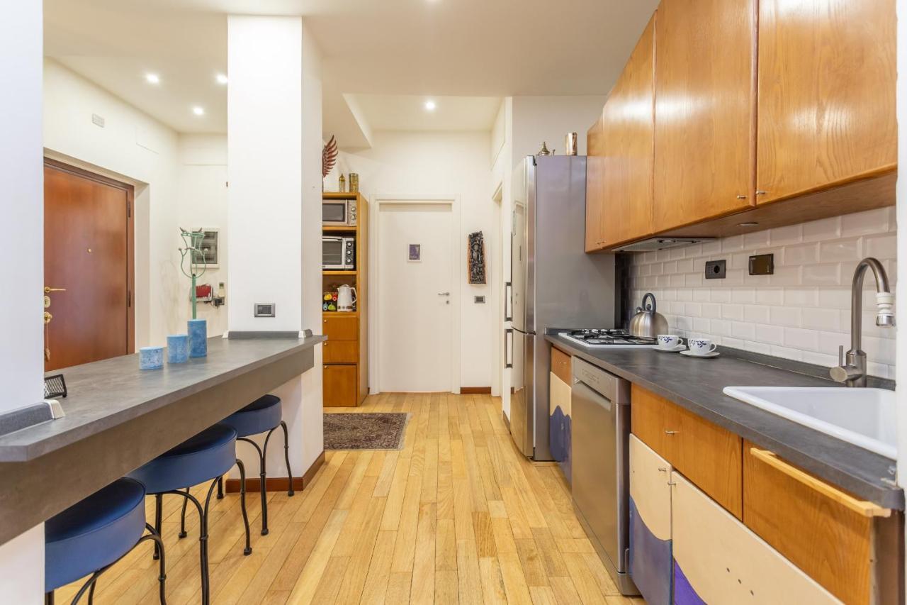 Апартаменты St Peter'S Spacious 4 Bdr With Private Parking Рим Экстерьер фото